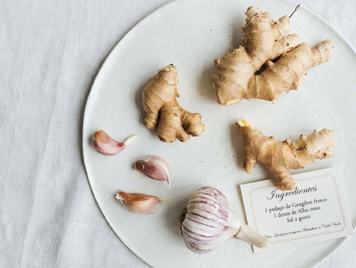 Descubra Maneiras Simples de Incorporar Alho, Gengibre, Limão e Hortelã à Sua Dieta para Apoiar a Saúde do Coração