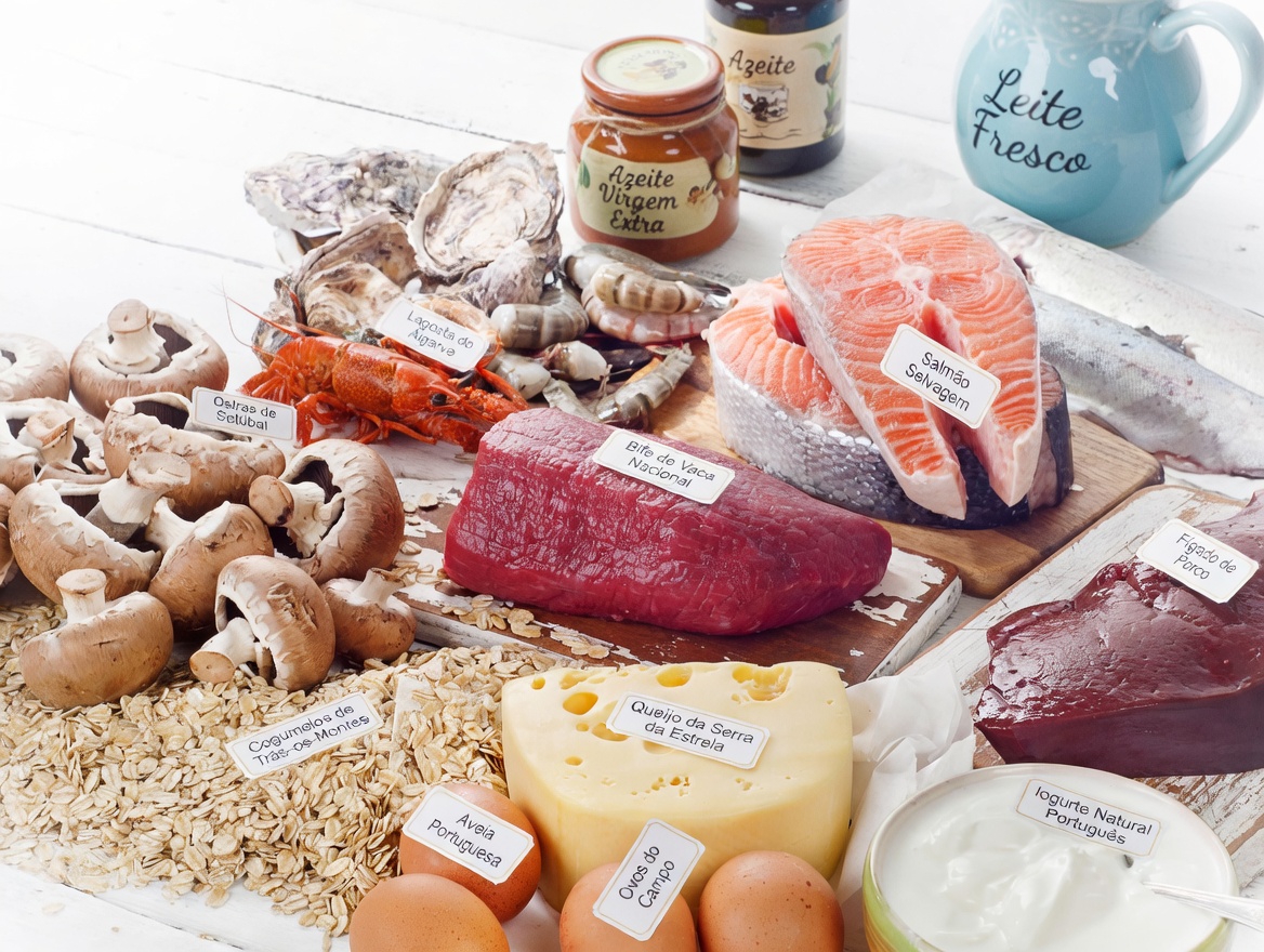 Descubra as três vitaminas para tomar antes de dormir que podem ajudar a manter a saúde das pernas após os 60 anos