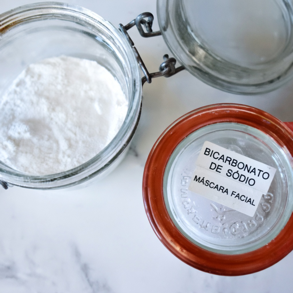 Descubra a Simples Máscara Facial Noturna de Bicarbonato de Sódio e Mel: Um Delicado Ritual de Cuidados com a Pele Faça-Você-Mesmo