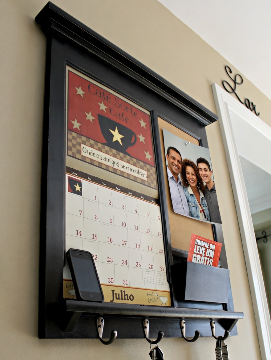 NUNCA Pendure um CALENDÁRIO neste LUGAR _ AFASTA O DINHEIRO e Atrai Más Energias _ Feng Shui